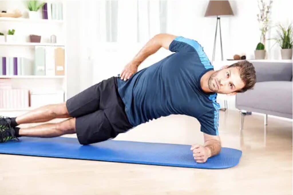 Cviky na hubnutí - boční plank